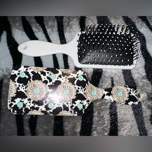 leopard & cow print obsessed Other - 🆕 western print hair brush